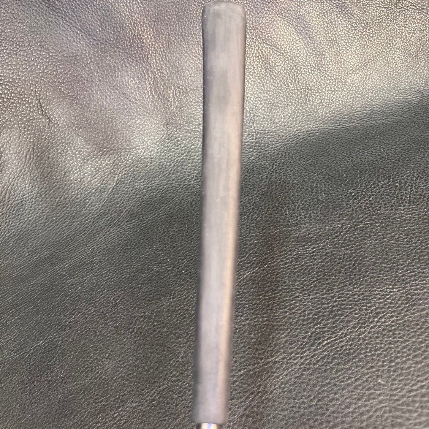 MACHINE REVERSE ARCH STD. BLACK PUTTER GRIP