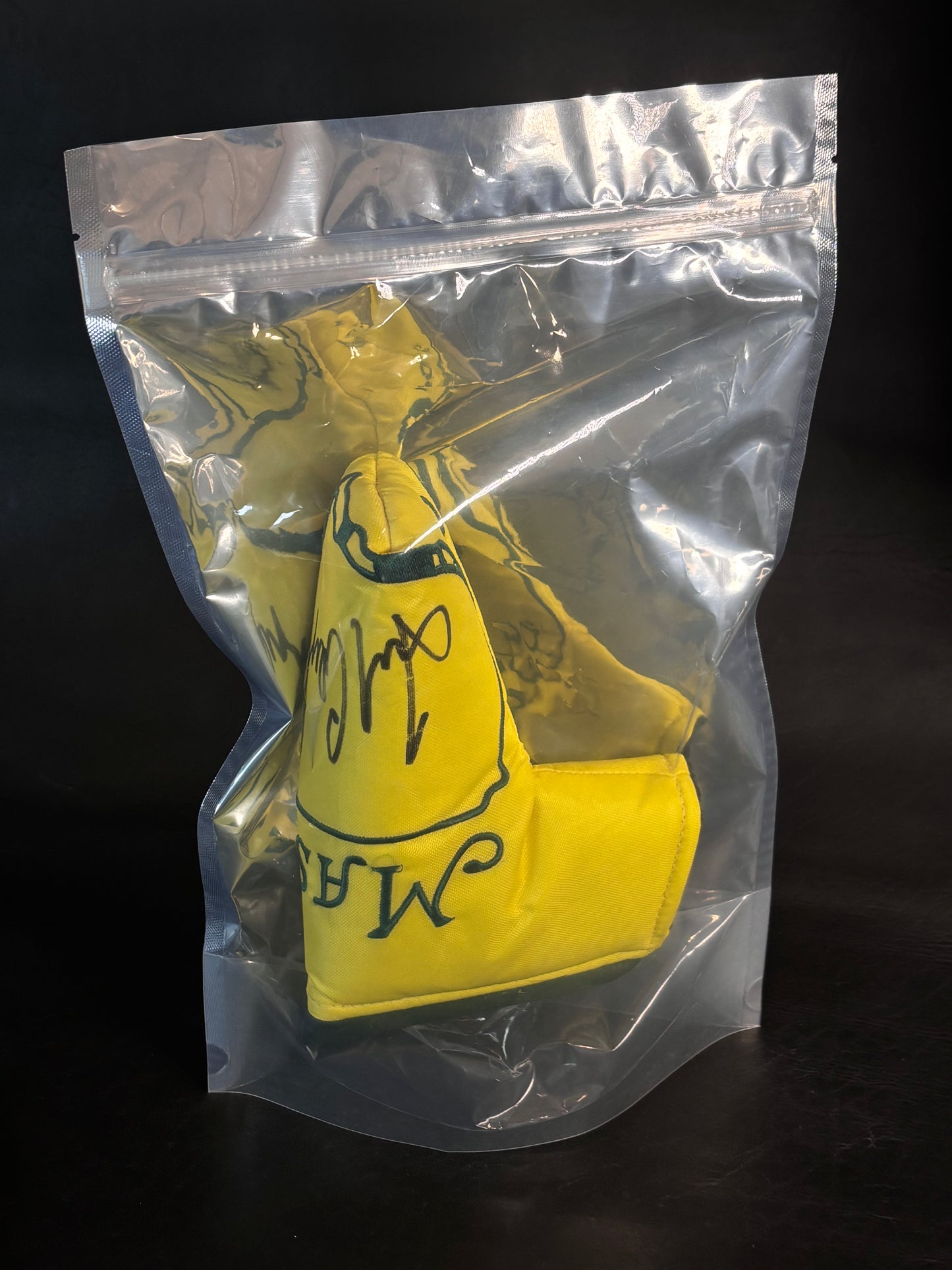 1992 Fred Couples signed Masters Standard Blade Headcover by Flag Gear