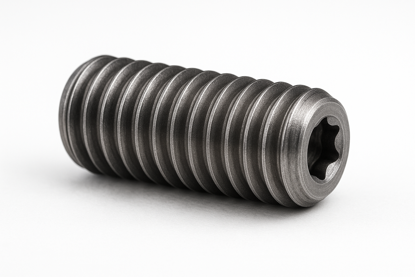 no head on the set screw. its all the same diameter